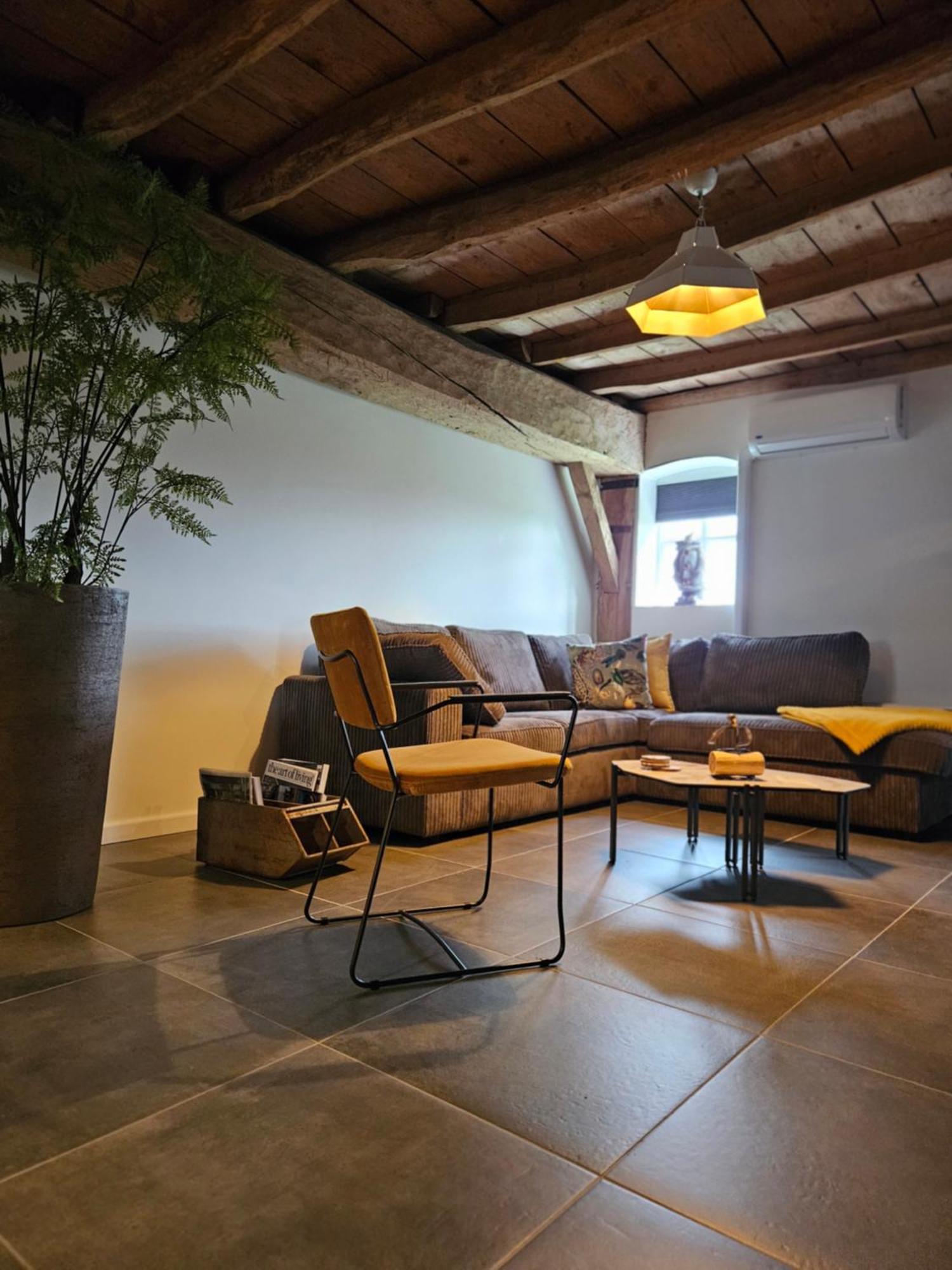 Bed En Box 3610 Bed & Breakfast Oirschot Ngoại thất bức ảnh