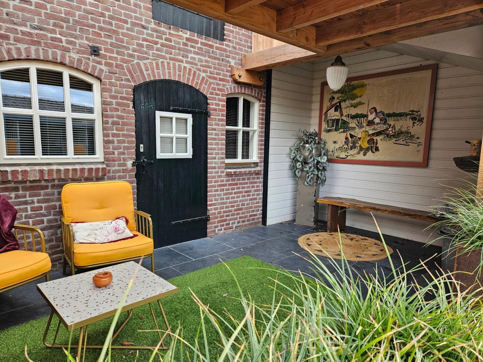 Bed En Box 3610 Bed & Breakfast Oirschot Ngoại thất bức ảnh